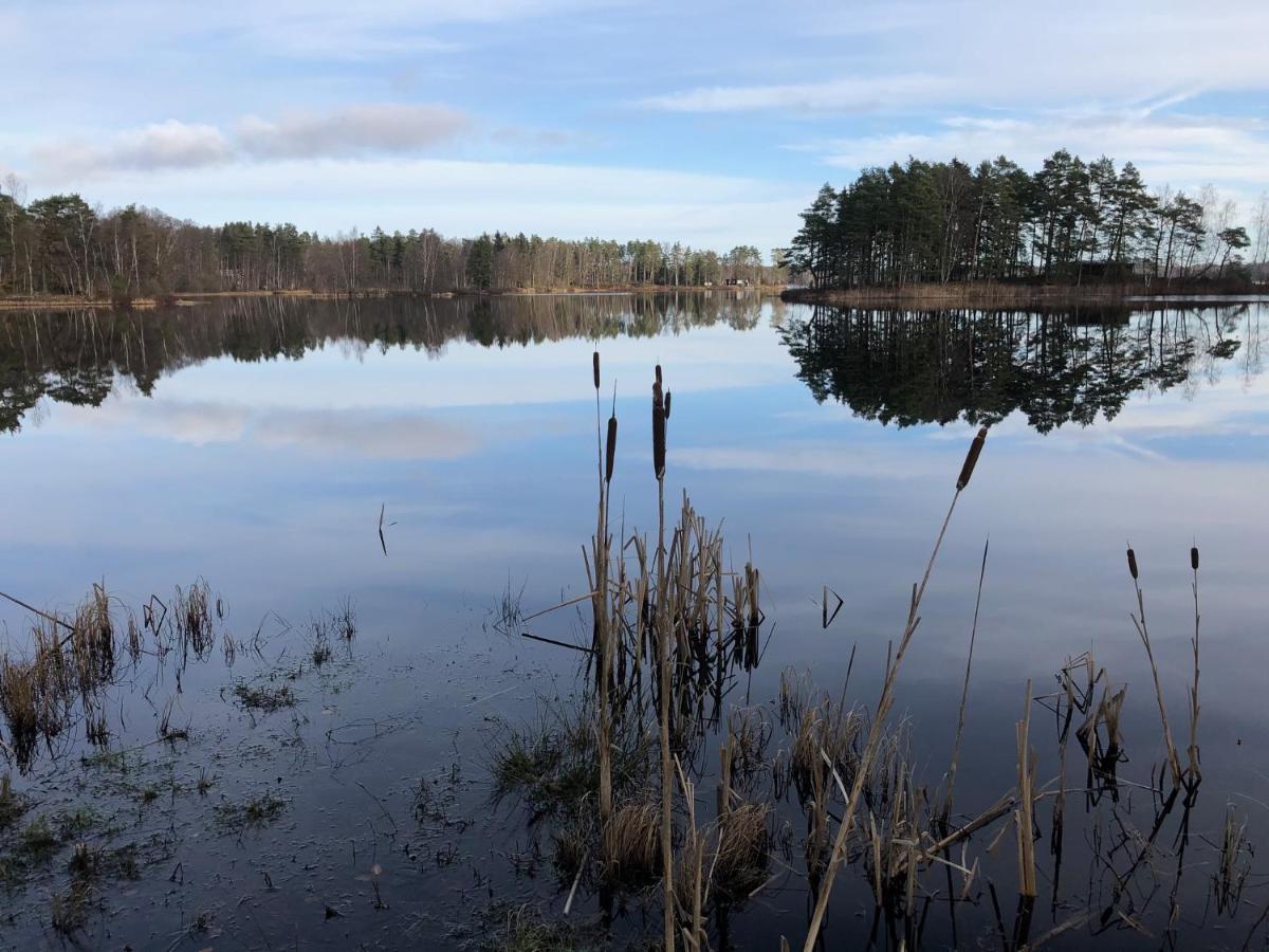 Naturskoent Boende Vid Sjoe Skånes Fagerhult Exterior foto
