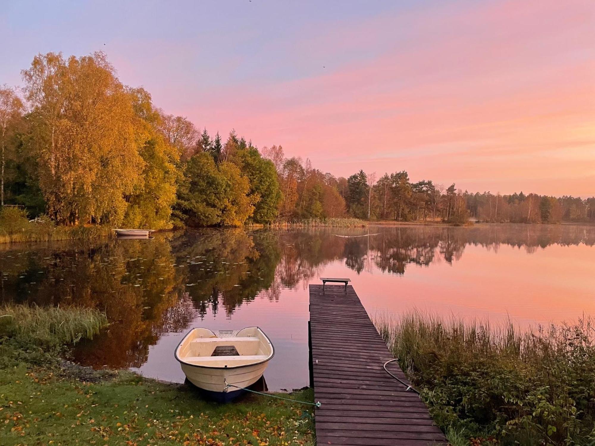 Naturskoent Boende Vid Sjoe Skånes Fagerhult Exterior foto